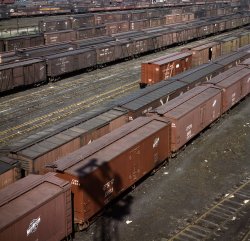 Freight cars in the Proviso Yard of the Chicago & North Western Railroad. April or May 1943. View full size. Kodachrome transparency by Jack Delano.