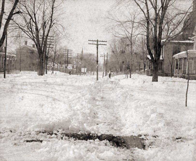 Snow on the corner of East 1st South Street and South Charles Street in Carlinville, Macoupin County, Illinois, 1905.
