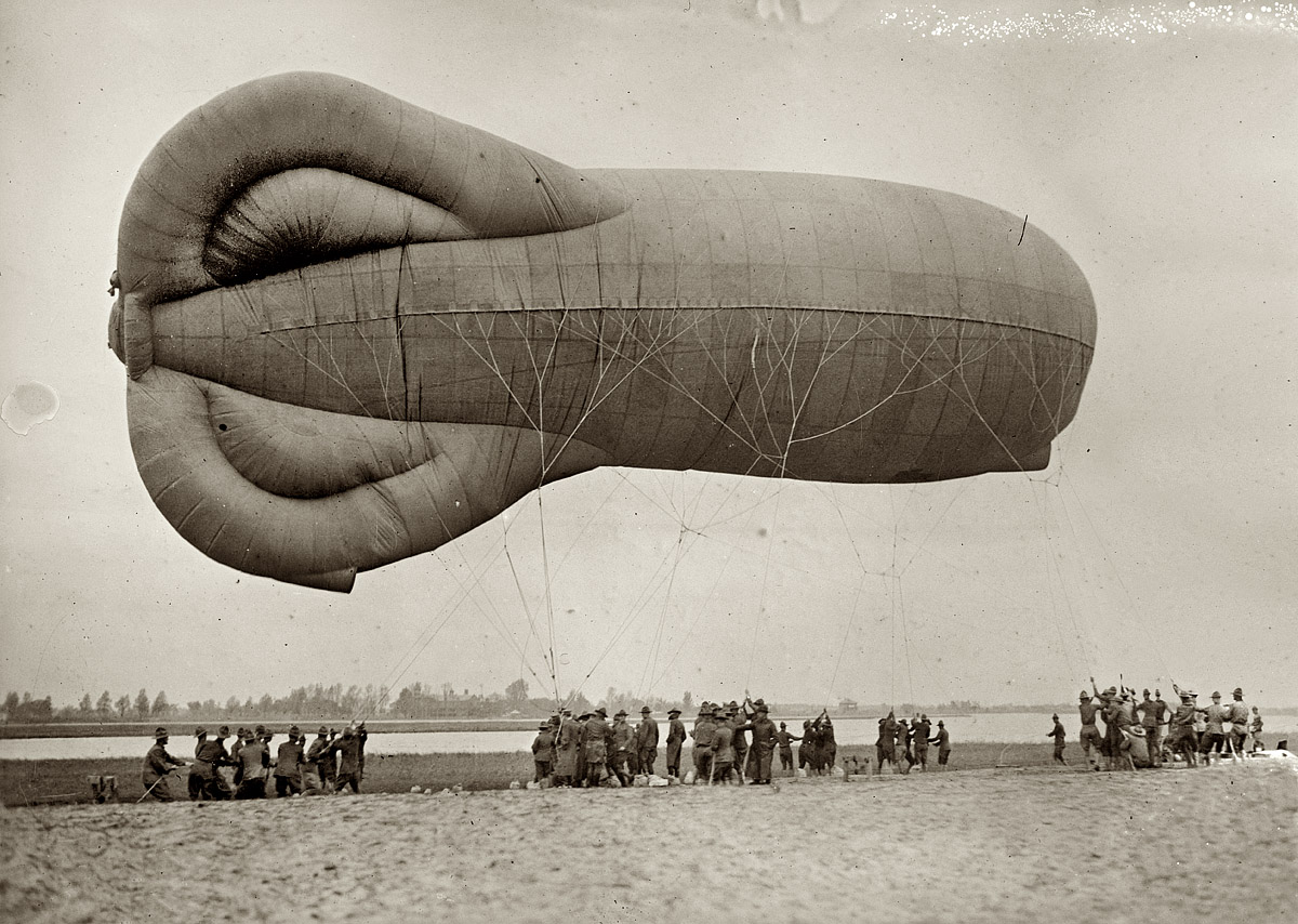 Vicinity of Washington, D.C. Army balloon circa 1918-1921. View full size. Glass negative from the National Photo Company Collection.