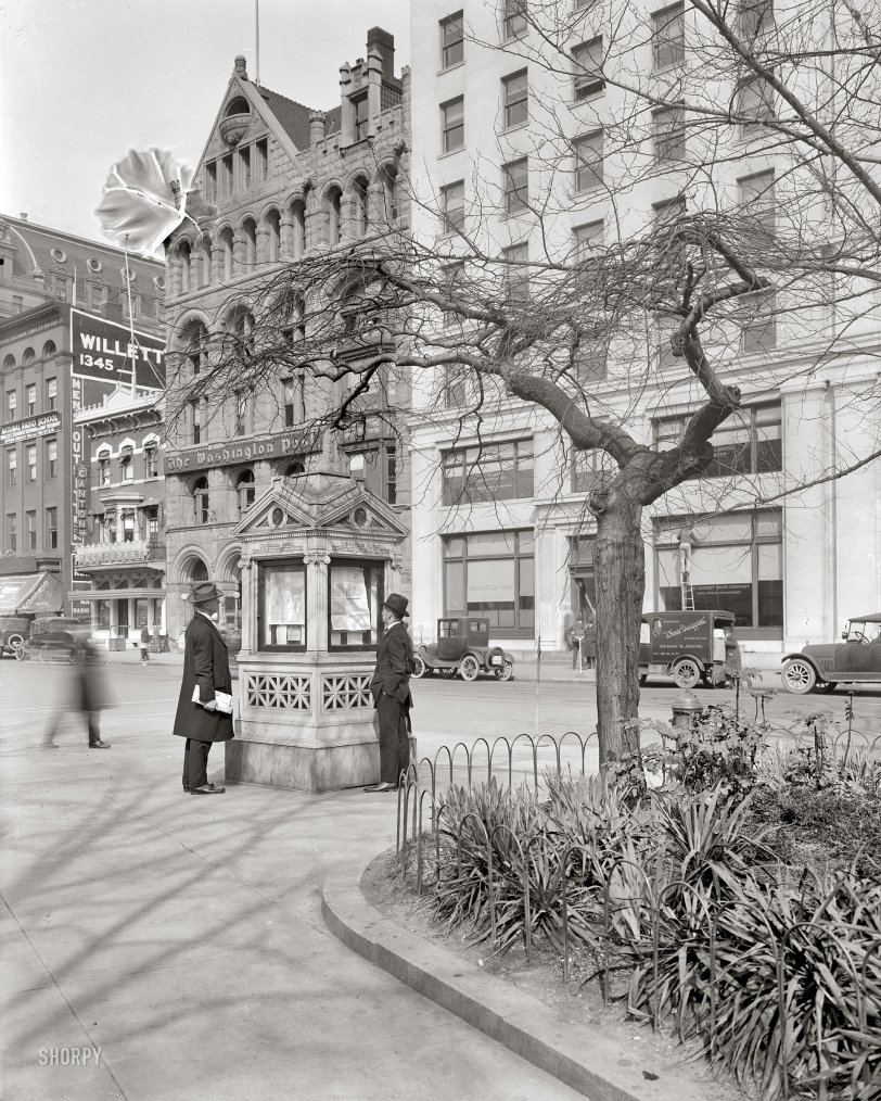 Washington, D.C., circa 1921. "U.S. Weather Bureau kiosque, Pennsylvania Avenue." Harris &amp; Ewing Collection glass negative. View full size.
