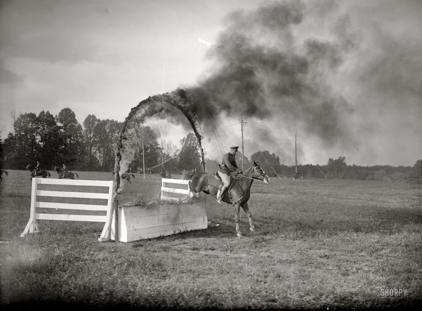 Washington, D.C. "Shrine barbecue, October 21, 1922." A few more passes for medium-rare. National Photo Company Collection glass negative. View full size.