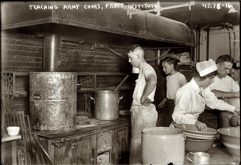 Photo of: L'Ecole Culinaire: 1917 -- New York, August 9, 1917. 