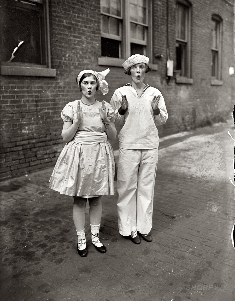 June 30, 1924. "Debutantes with Summer Follies. Mary Seldon, Dora Wagner." View full size. National Photo Company Collection glass negative.