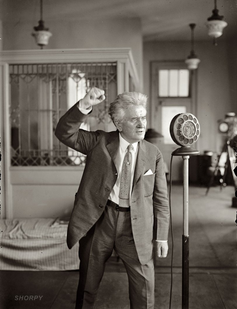 September 1, 1924. "Robert M. La Follette, first radio campaign speech." Republican senator from Wisconsin and Progressive Party presidential candidate "Fighting Bob" La Follette, who died less than a year after this picture was taken. National Photo Company Collection glass negative. View full size.

