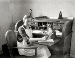 October 28, 1924. Washington, D.C. "Dr. Hazel E. Munsell of Agriculture Dept." National Photo Company Collection glass negative. View full size.
