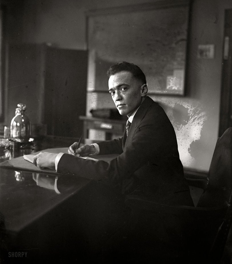 December 22, 1924. "J.E. Hoover, Bureau of Investigation, Department of Justice." A young J. Edgar Hoover, age 29, director of the government agency that we know today as the FBI. National Photo glass negative. View full size.

