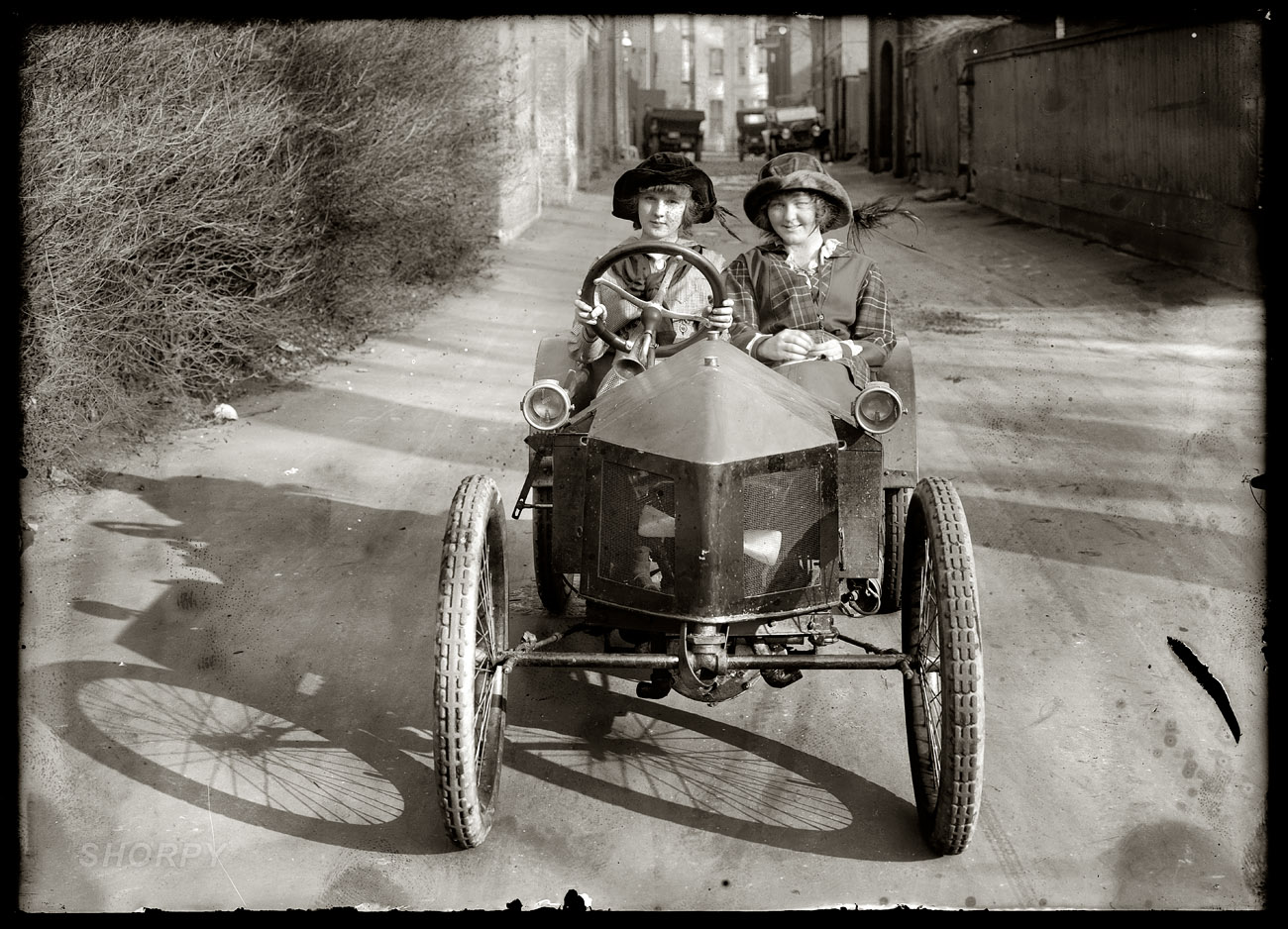 Washington, D.C., or vicinity circa 1912. "Automobile." One of three photos of a curiously tiny motorcar. View full size. 5x7 glass negative, National Photo Co.