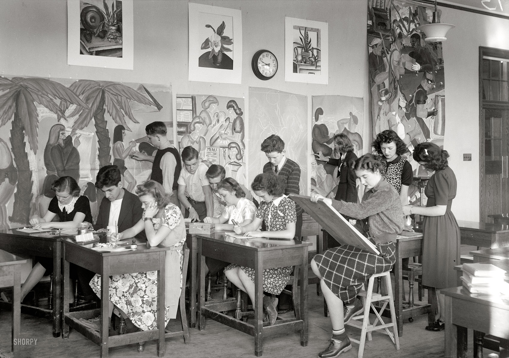 Washington, D.C., 1939. "Anacostia High School art class." National Photo Company Collection safety film negative. View full size.