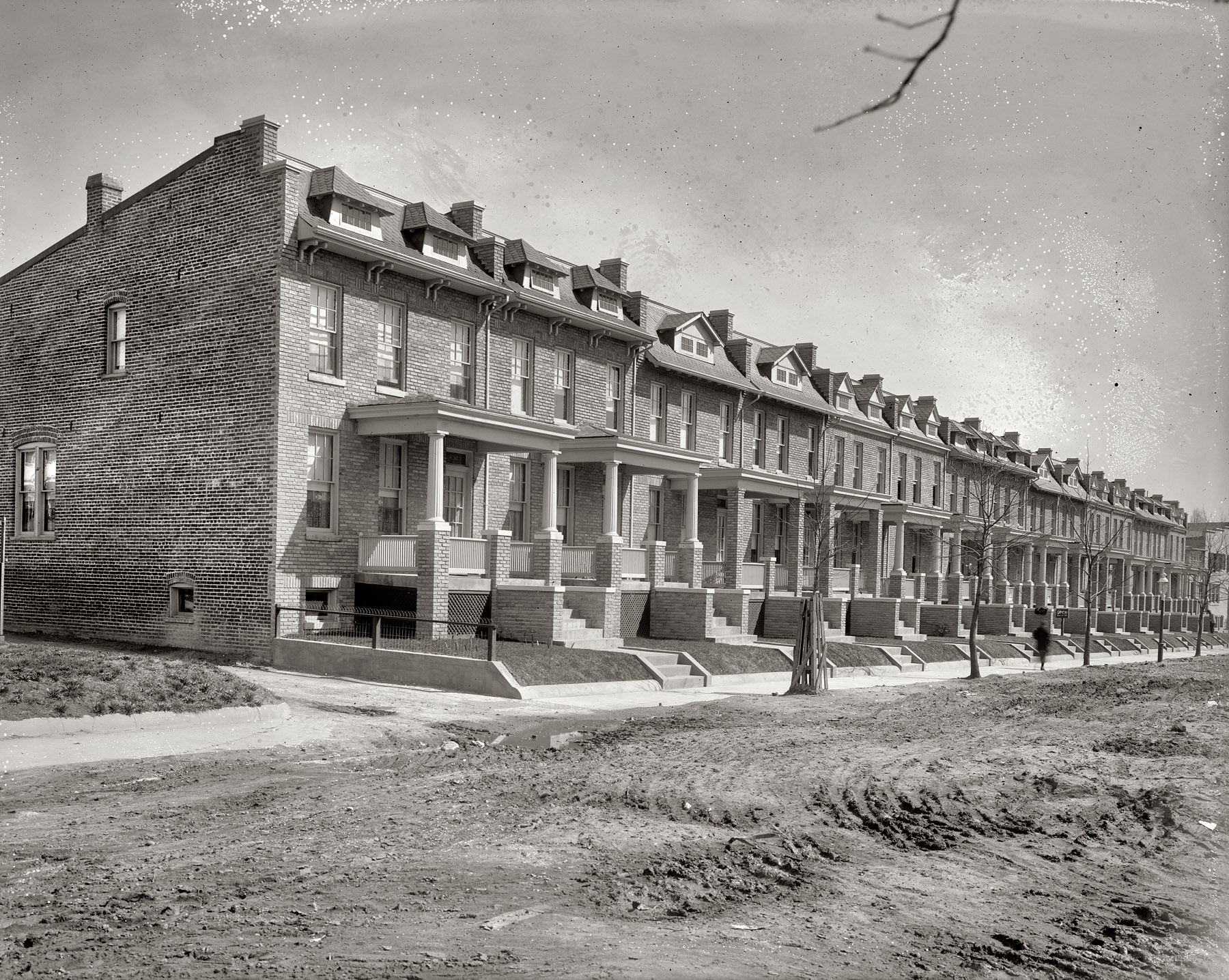 District of Columbia, 1919 or 1920. "Washington Times, 609 to 637 Princeton Street." View full size. National Photo Company Collection glass negative.