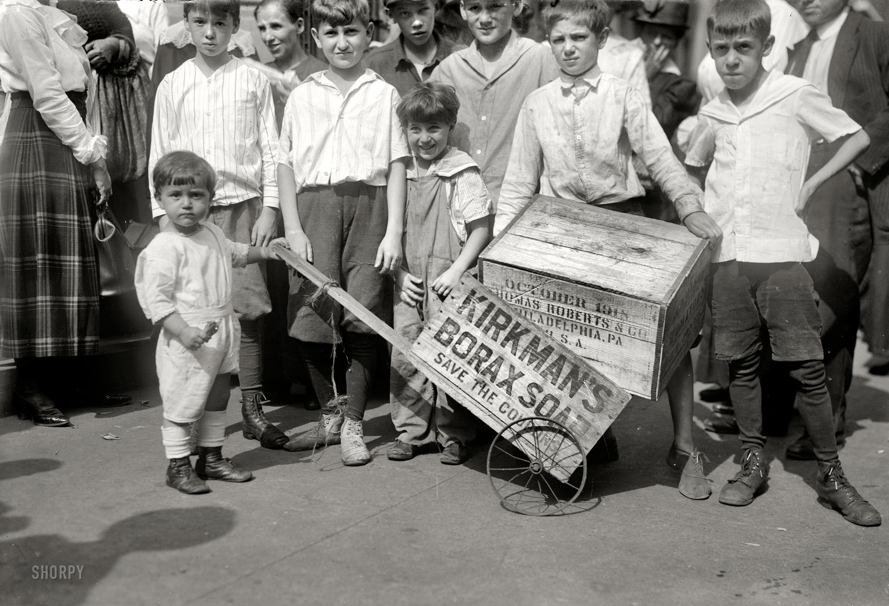 New York circa 1919. "Soap box derby." Using actual soap boxes! 5x7 glass negative, George Grantham Bain Collection. View full size.