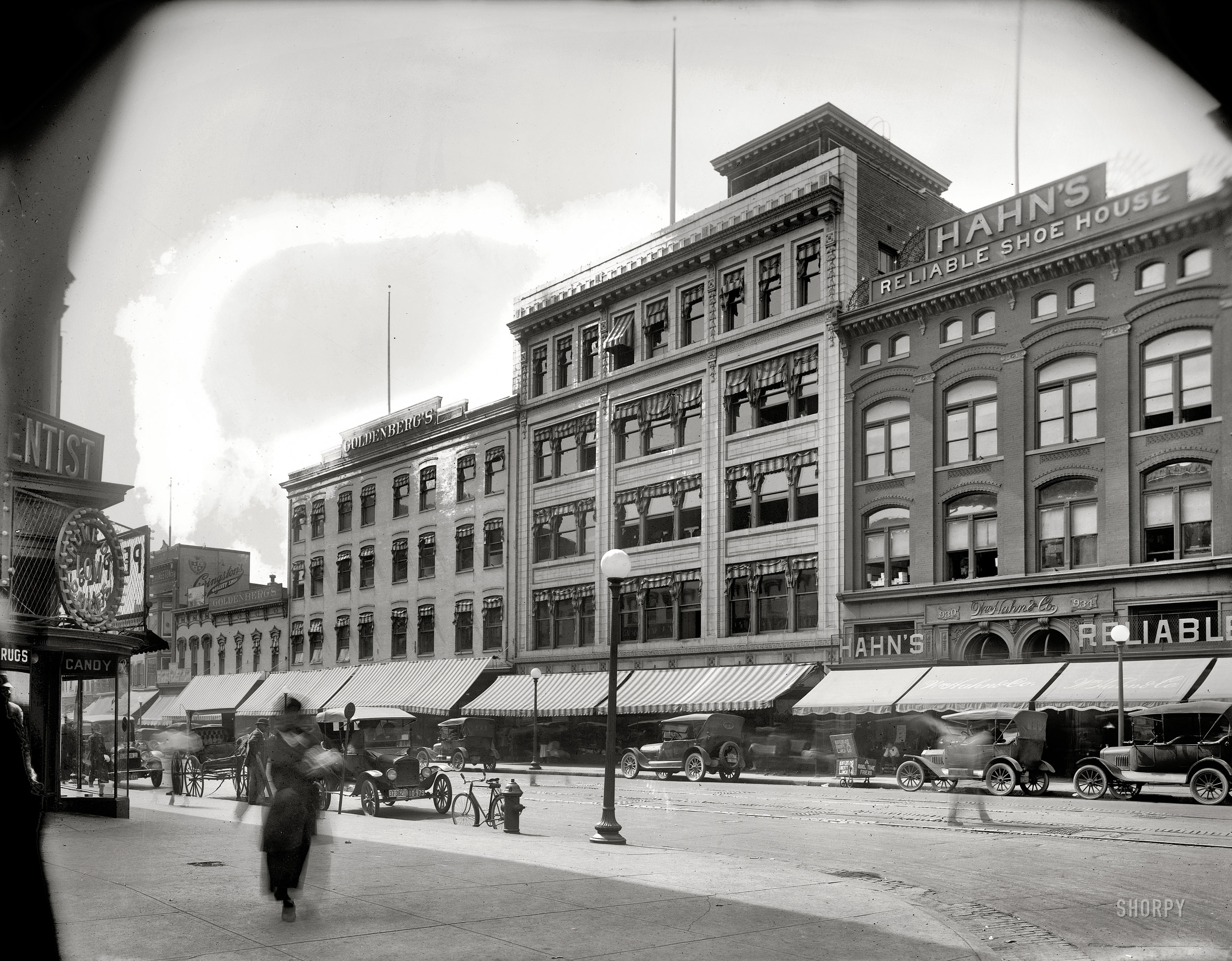 Washington, D.C., circa 1920. "Goldenberg's, Seventh Street side." Another perspective on three places and one thing we've seen before on Shorpy. Who can link to them? National Photo Company glass negative. View full size.
