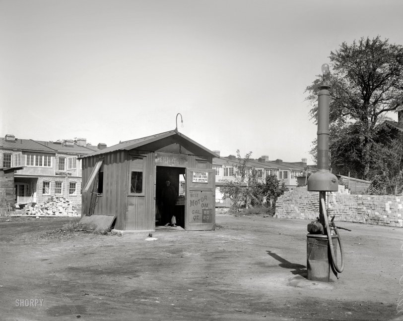 The Gas Shack: 1920