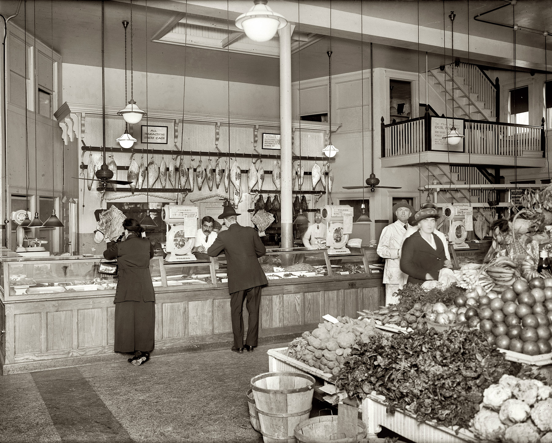 More of the Old Dutch Market in Washington circa 1920. View full size. National Photo Company Collection glass negative.