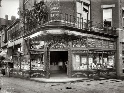 Washington, D.C., 1920 or 1921. "People's Drug Store, 1150 Seventh Street N.W." View full size. National Photo Company Collection glass negative.