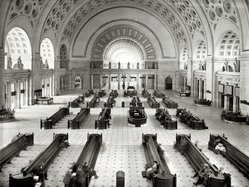 Washington, D.C., 1921 or 1922. "Union Station waiting room."  National Photo Company Collection glass negative. View full size.
