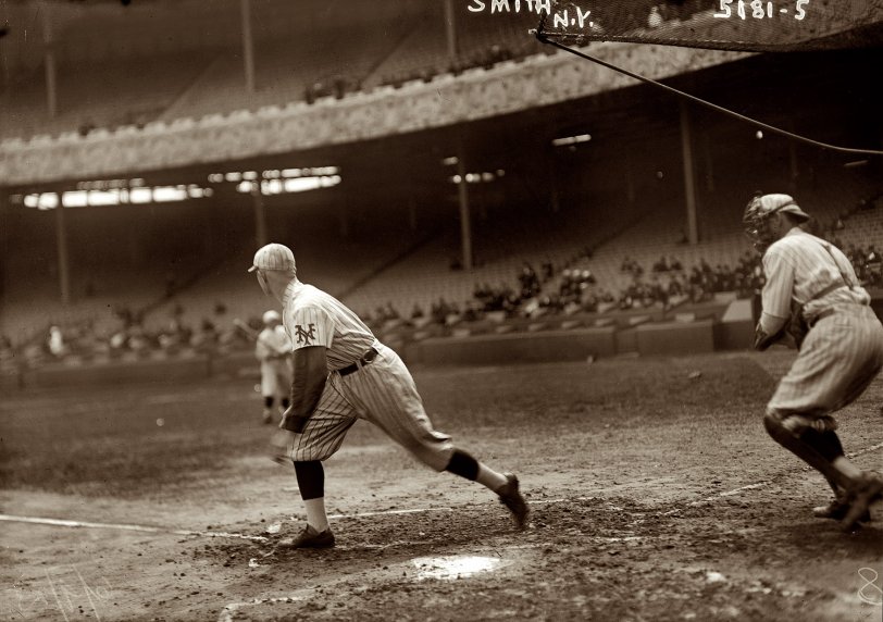 Photo of: Earl Smith: 192x -- Earl Smith, New York National League (Giants). Date written on this glass-plate negative is June 9, 1923. Although another from this 5181 series of pictures taken at the Polo Grounds has 