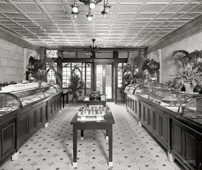Photo of: Brownley Confectionery: 1924 -- 