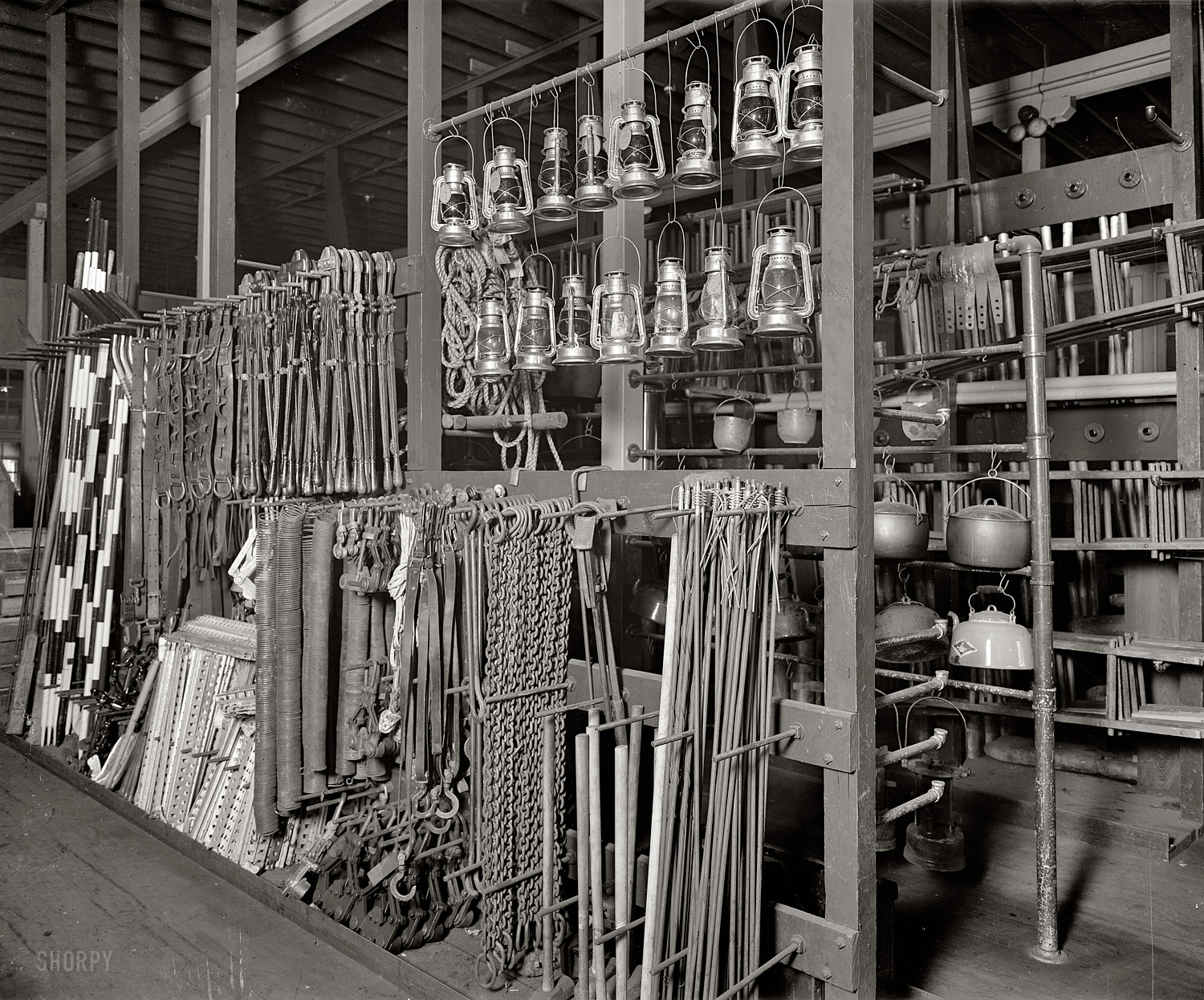 Washington, D.C., circa 1922. "Chesapeake & Potomac Telephone Co." The maintenance shed. National Photo Co. Collection glass negative. View full size.