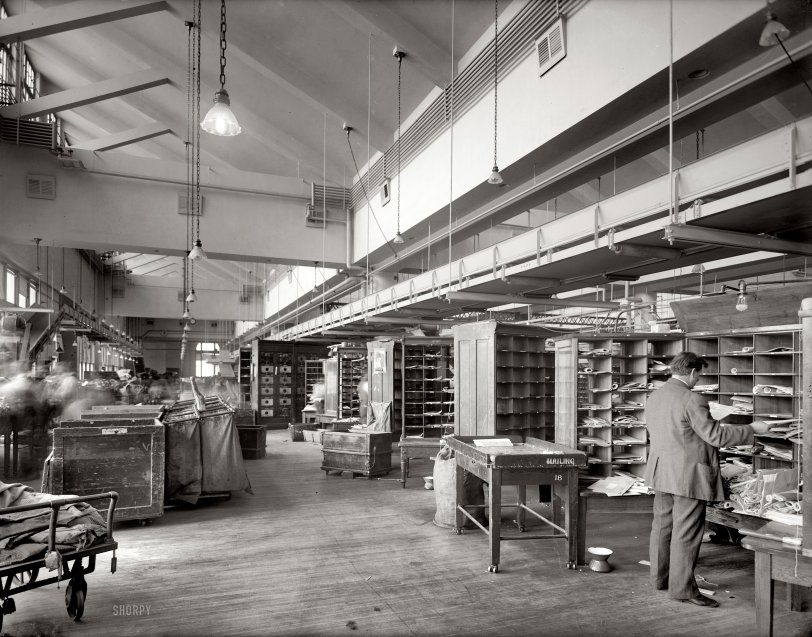Washington, D.C., circa 1923. "City Post Office." This building, completed in 1914 next to Union Station, is now home of the National Postal Museum. National Photo Company Collection glass negative. View full size.
