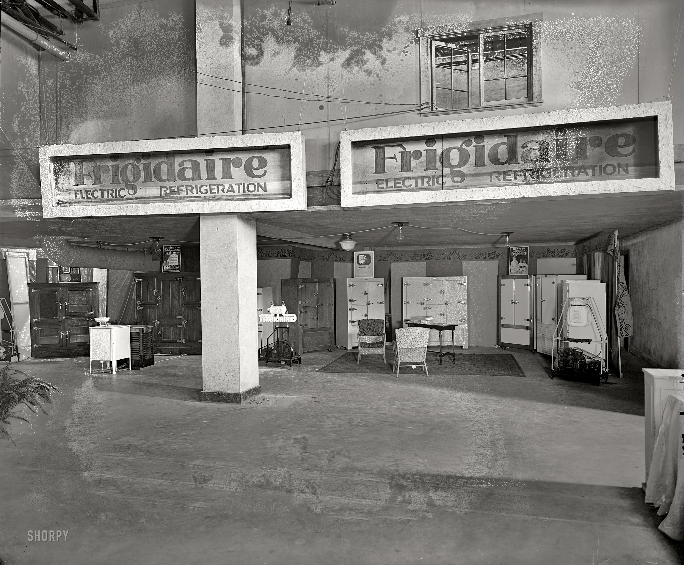 Washington, D.C., 1926. "Industrial Exposition, Frigidaire." A chilling display at Washington Auditorium. National Photo glass negative. View full size.
