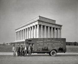 Washington, D.C., circa 1926. "National Delivery Association, Lincoln Memorial." National Photo Company Collection glass negative. View full size.
