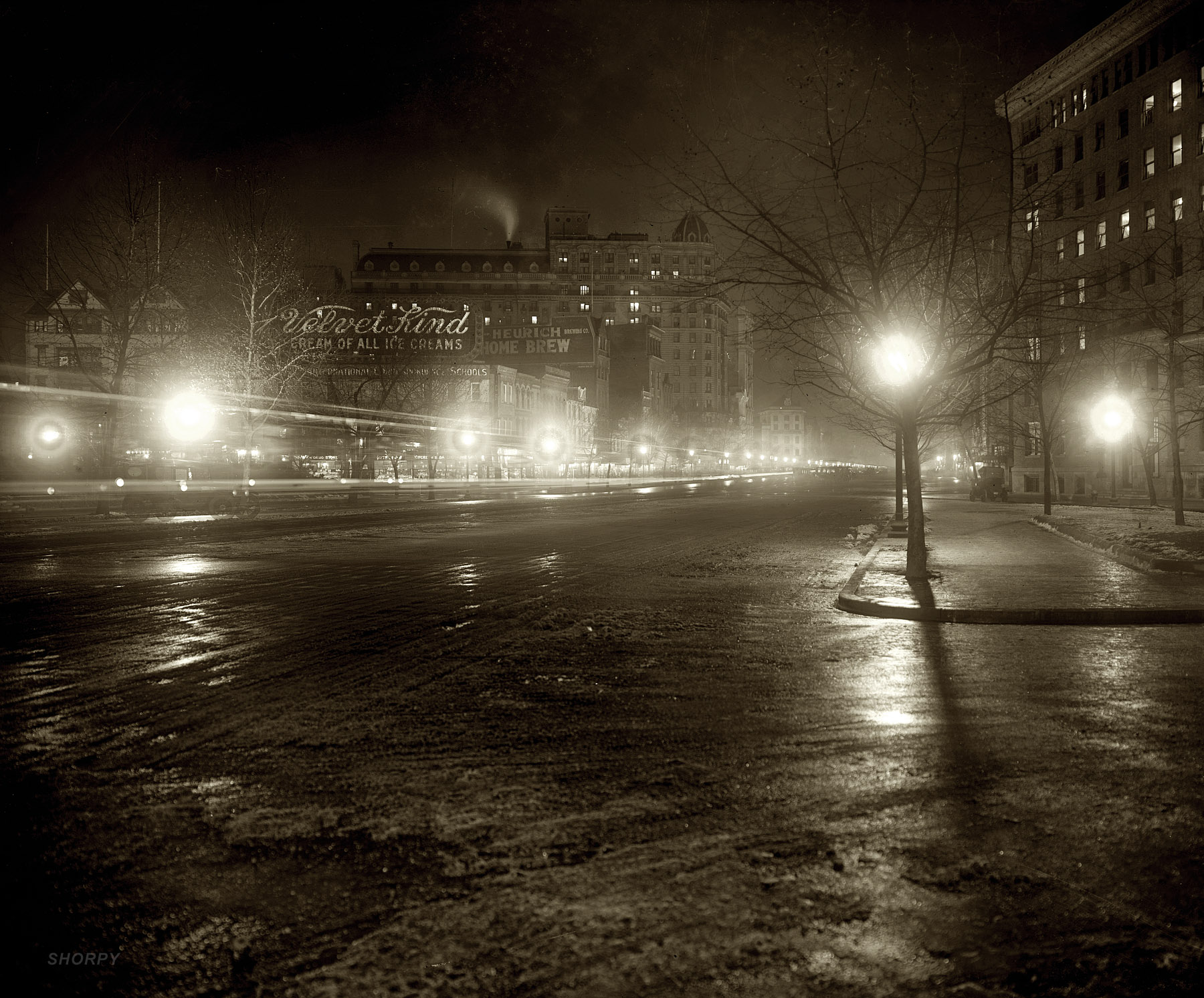  "Pennsylvania Avenue at night." A wintry Washington, D.C., scene circa 1926. View full size. National Photo Company Collection glass negative.
