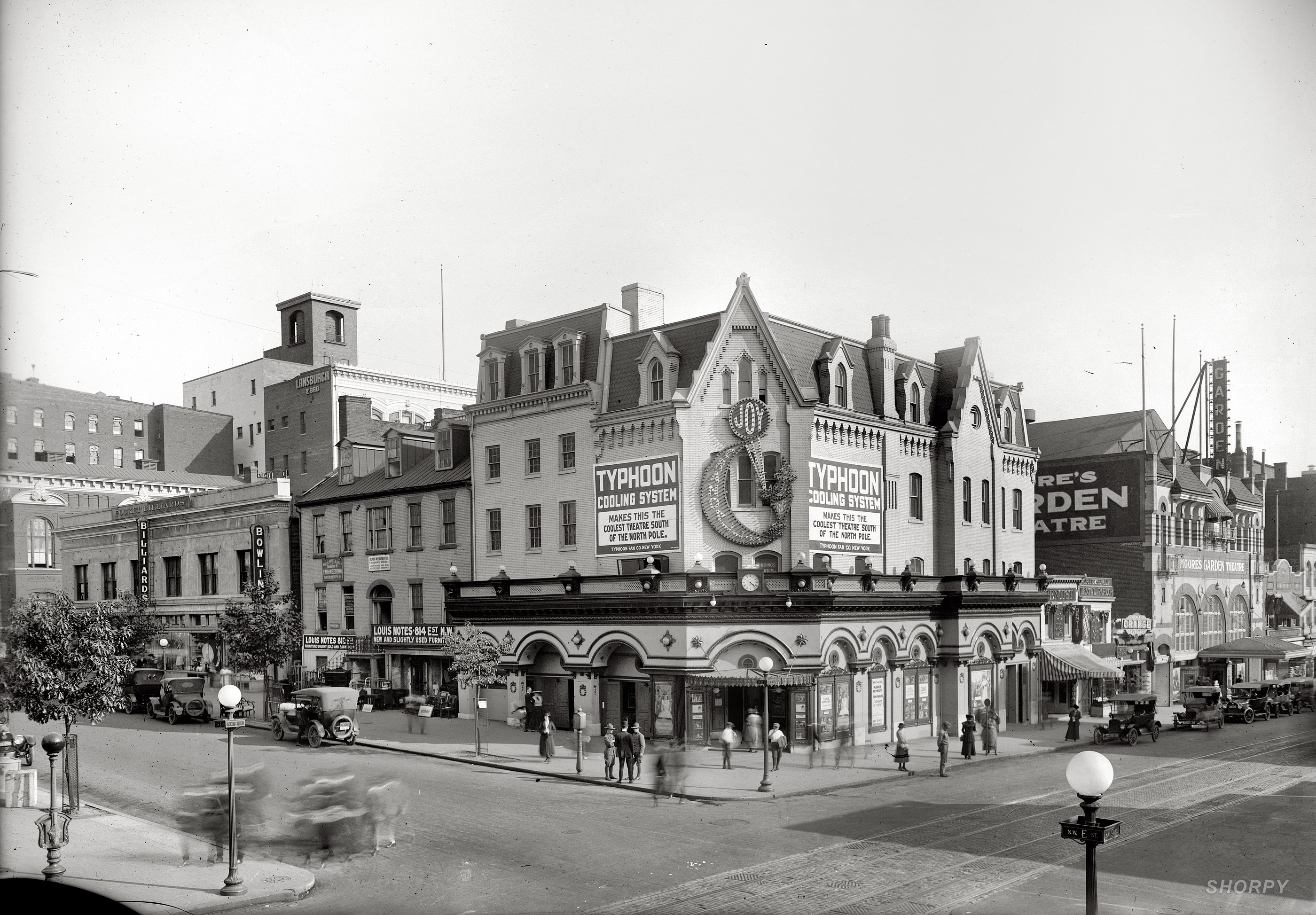 Washington movie houses circa 1918. "Crandall's Theater, 9th & E Streets N.W." Now playing: Madge Kennedy and Tom Moore in "The Kingdom of Youth." National Photo Company Collection glass negative. View full size.