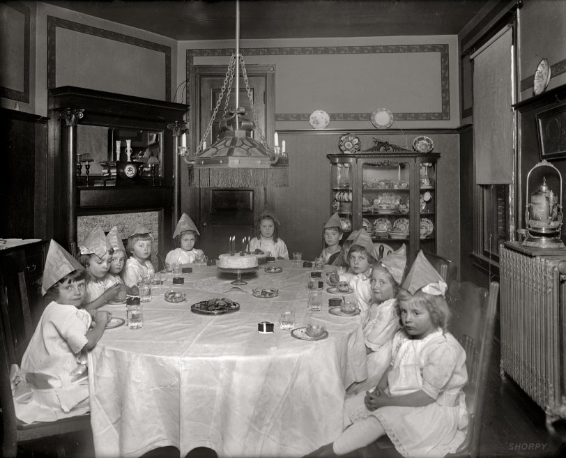 Greater Washington circa 1918. "O'Dell, children's party." Anyone have 90 more candles handy? National Photo Co. Collection glass negative. View full size.
