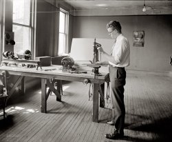 "Loomis Radio School." Circa 1921, another look inside the technical school started by Mary Loomis in Washington, D.C. National Photo. View full size.