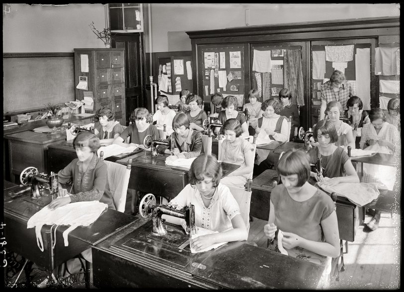 Photo of: Sewing Machines: 1925 -- 