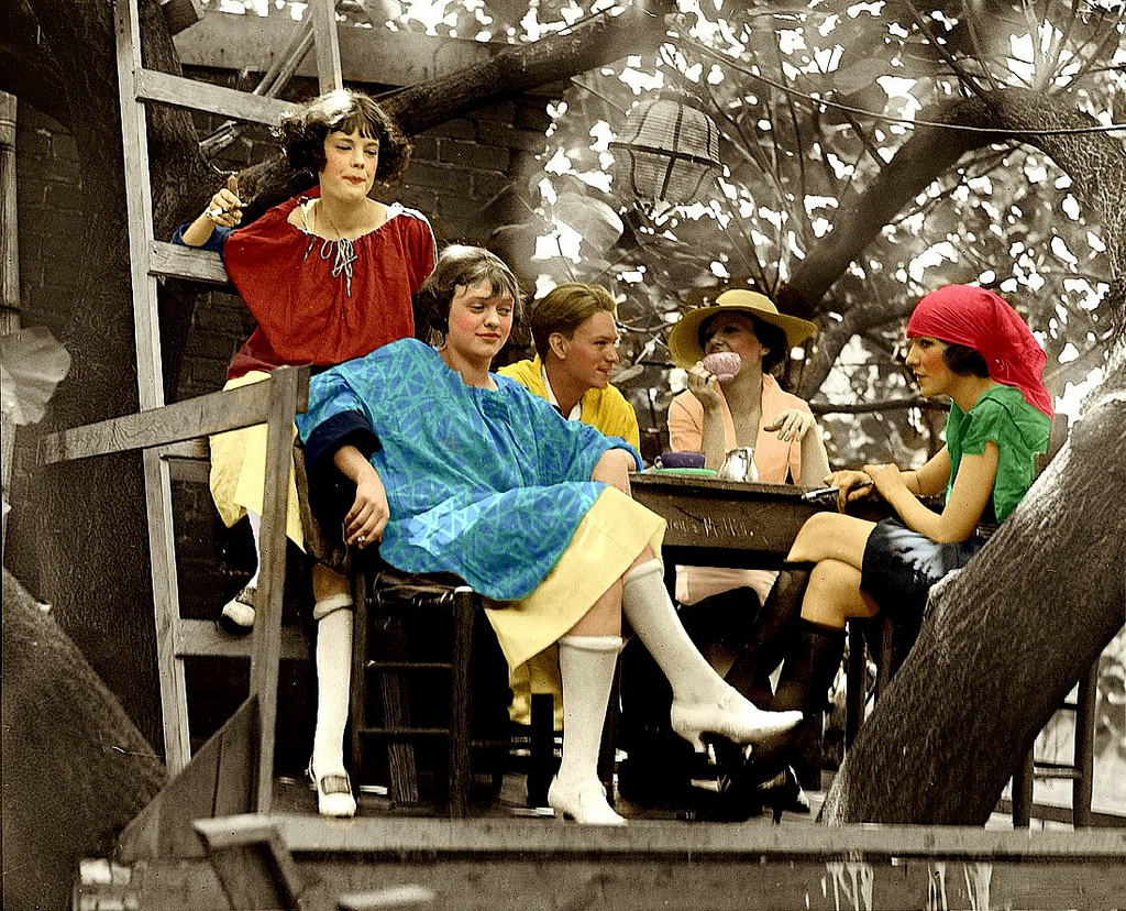 Colorized version of Krazy Kat Klub. View full size.
