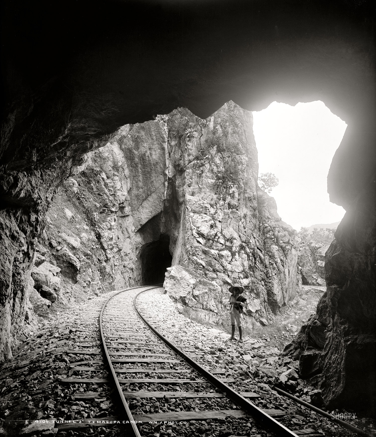 San Luis Potosi, Mexico, 1890s. "Tunnel 3, Tamasopo Canyon." Dry plate glass negative by William Henry Jackson, Detroit Publishing Co. View full size.