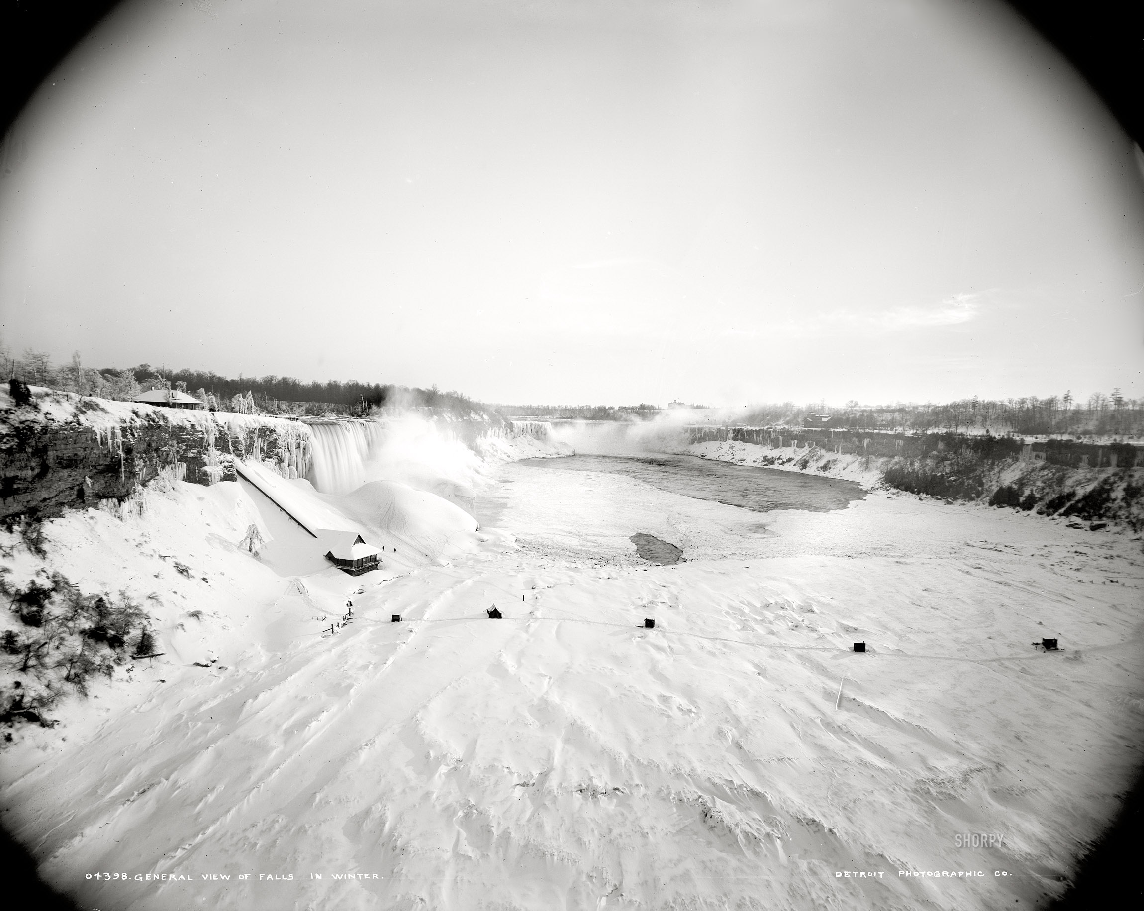 Niagara Falls circa 1900. "General view of falls in winter." 8x10 inch dry plate glass negative, Detroit Publishing Company. View full size.