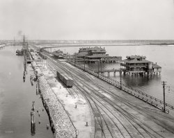 Port Tampa Wharf: 1900