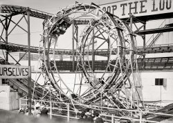 Circa 1903. "Loop the Loop at Coney Island, New York." Watch out for pickpockets. Detroit Publishing Company glass negative. View full size.