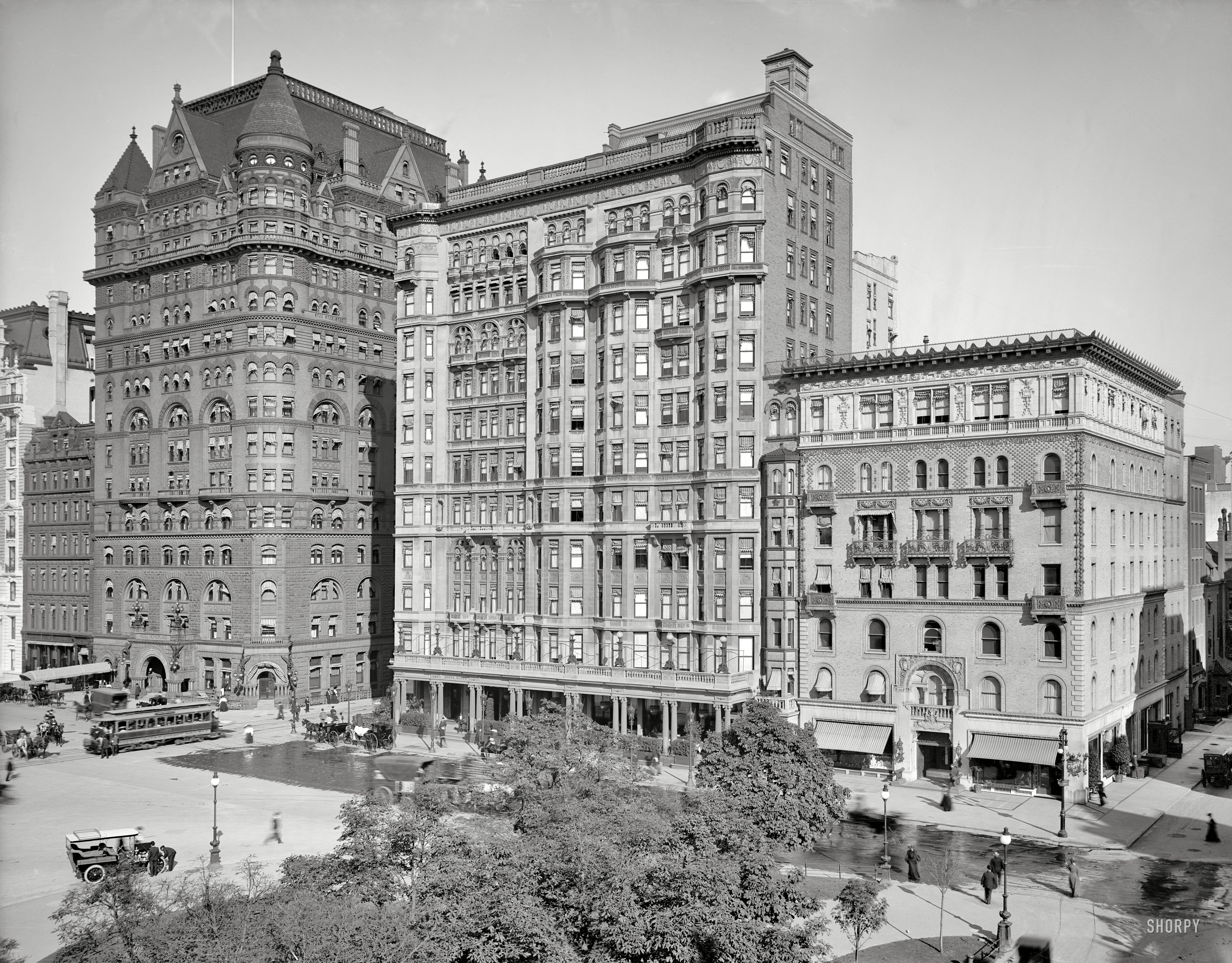 New York circa 1905. "Hotels Netherland and Savoy, Fifth Avenue and East 58th." 8x10 inch dry plate glass negative, Detroit Publishing Co. View full size.