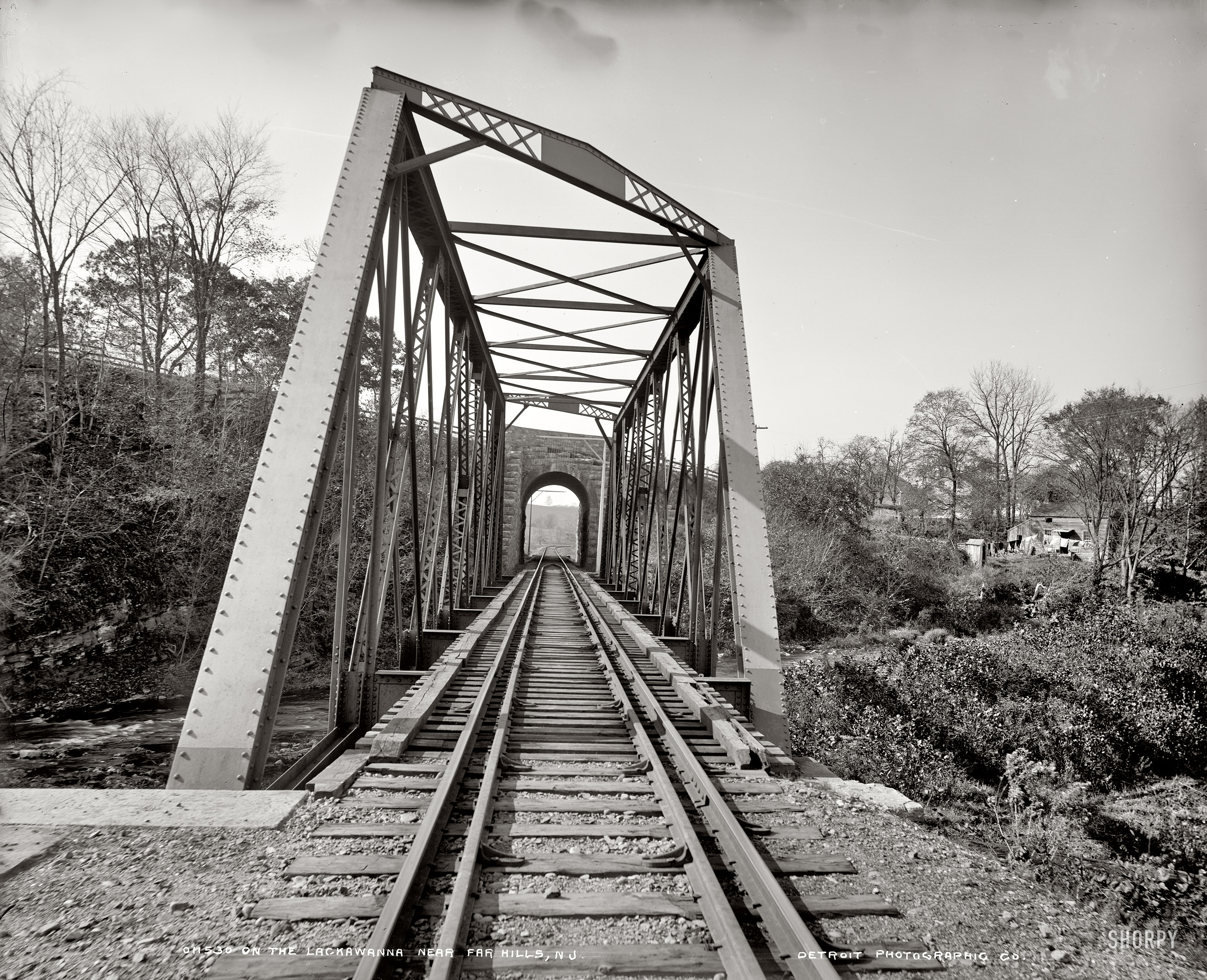New Jersey circa 1900. "On the Lackawanna near Far Hills." With the bridge and little white house seen in the previous post. Detroit Publishing. View full size.