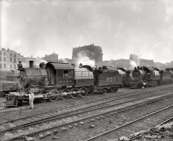 Scranton, Pennsylvania, circa 1900. "Group of Lackawanna freight engines. Delaware, Lackawanna & Western R.R." Detroit Publishing Co. View full size.