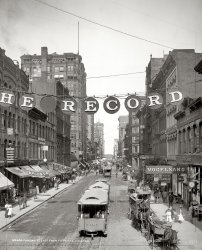 September 1, 1900. Chicago, Illinois. "Madison Street east from Fifth Avenue." 8x10 inch dry plate glass negative, Detroit Publishing Company. View full size.