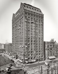 Circa 1901. "Masonic Temple, Chicago." 8x10 inch dry plate glass negative, Detroit Publishing Company. View full size.