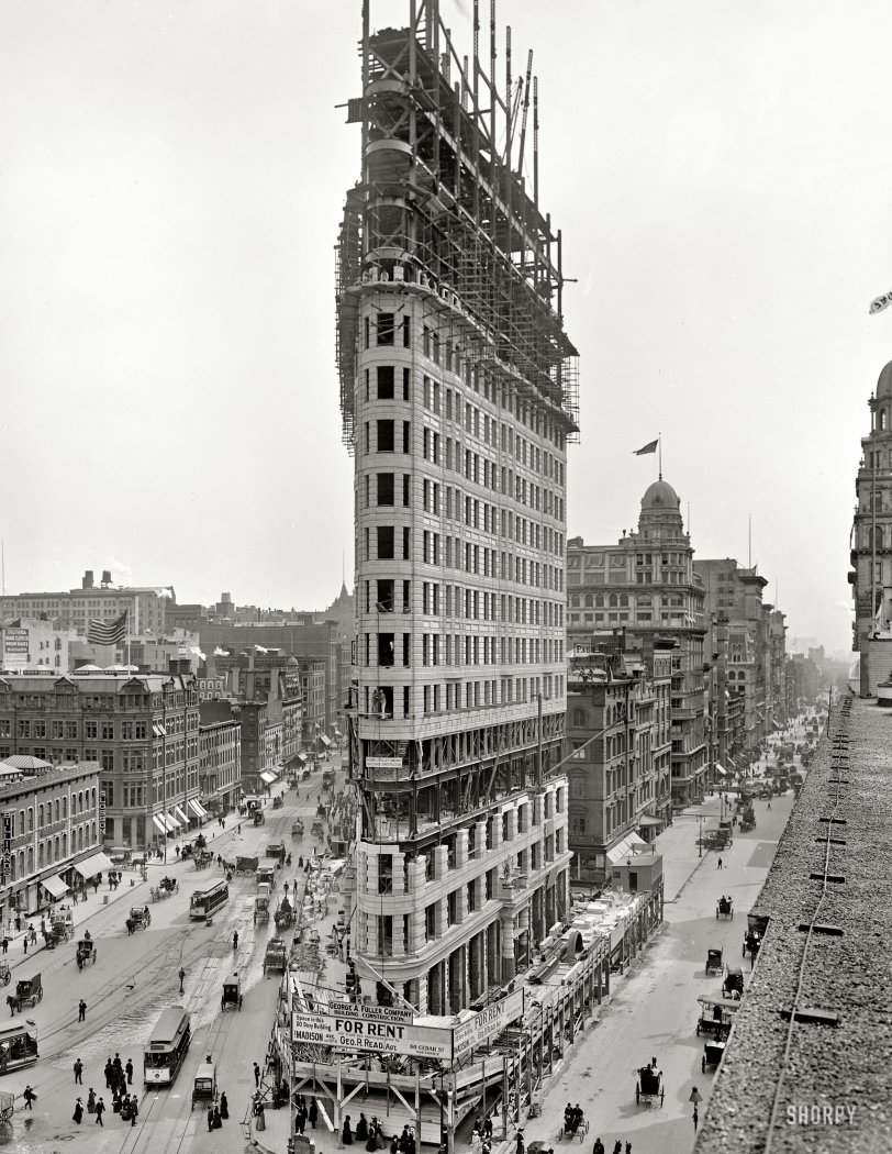 Flatiron Rising: 1902