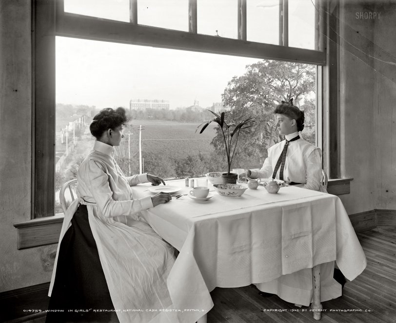 Working Lunch: 1902