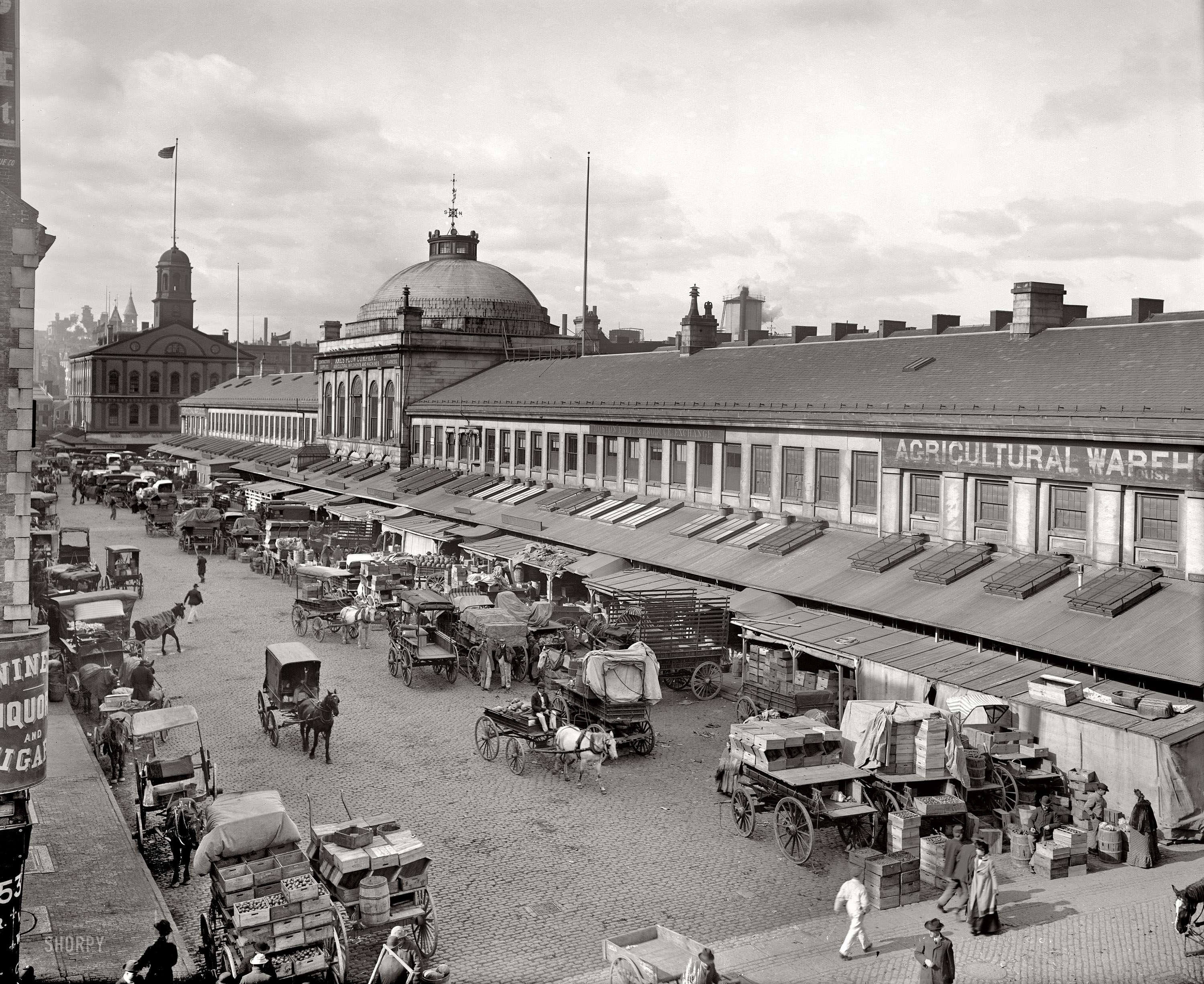 Boston, Massachusetts, circa 1904. "Quincy Market and Faneuil Hall." 8x10 inch dry plate glass negative, Detroit Publishing Company. View full size.