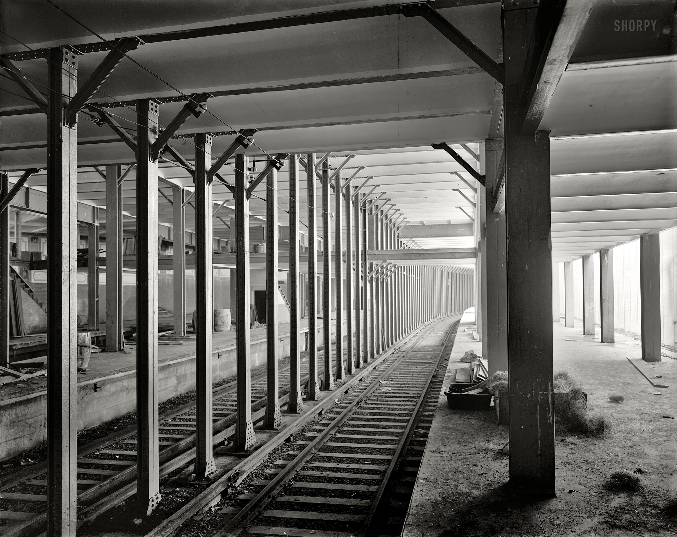 New York circa 1904. "14th Street subway station, construction." 8x10 inch dry plate glass negative, Detroit Publishing Company. View full size.