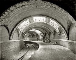 Gotham Underground: 1904