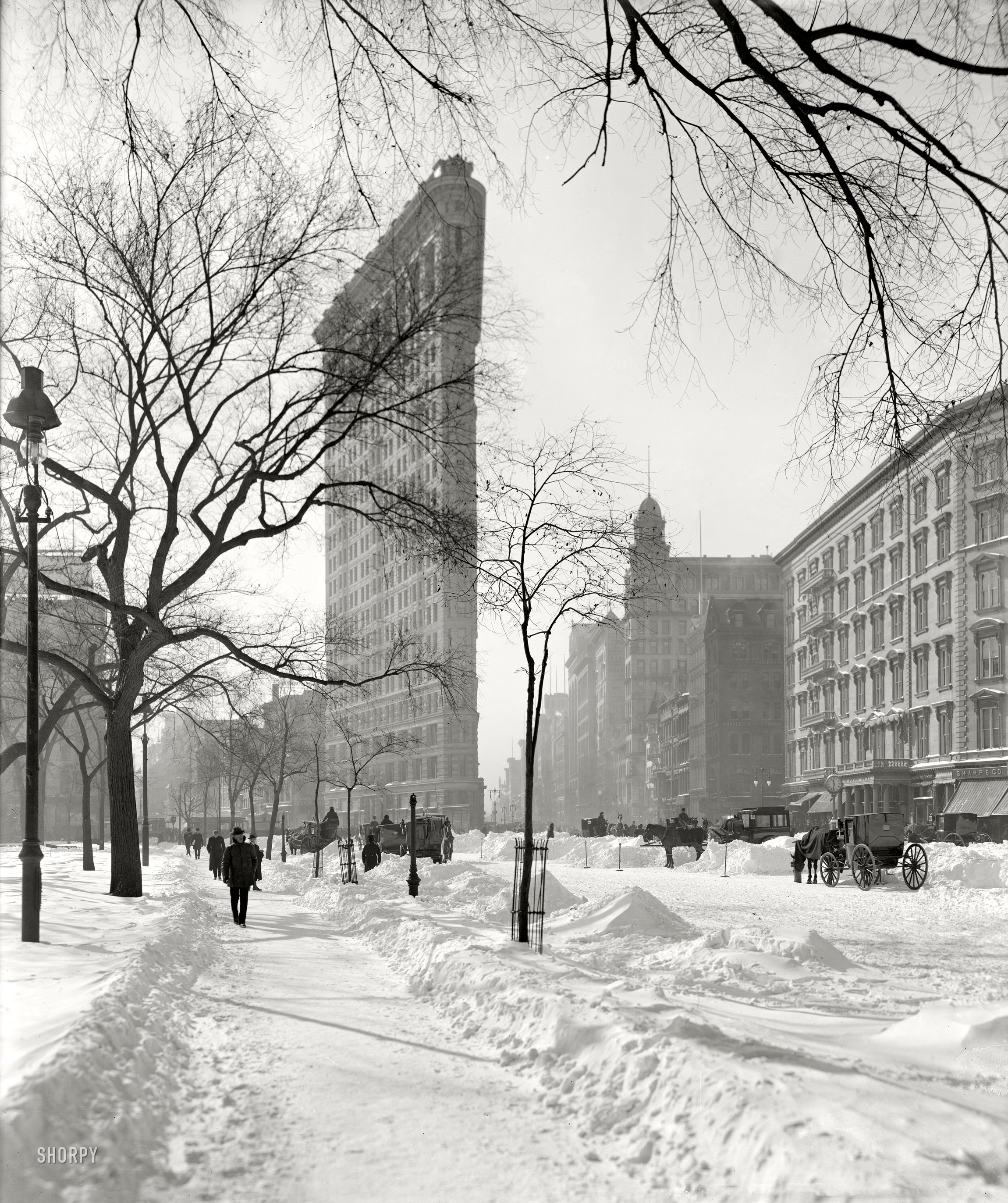 New York circa 1905. "Flat-iron corner after snowstorm." 8x10 inch dry plate glass negative, Detroit Publishing Company. View full size.