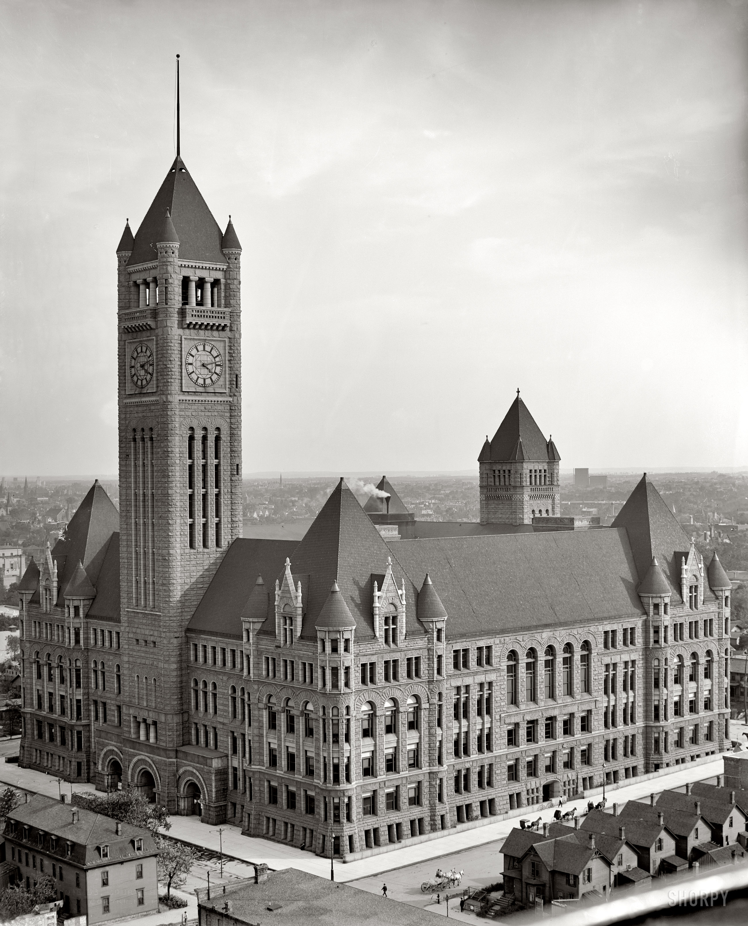 Minneapolis, Minnesota, circa 1905. "Courthouse and City Hall." Look at the time! 8x10 inch dry plate glass negative, Detroit Publishing Company. View full size.