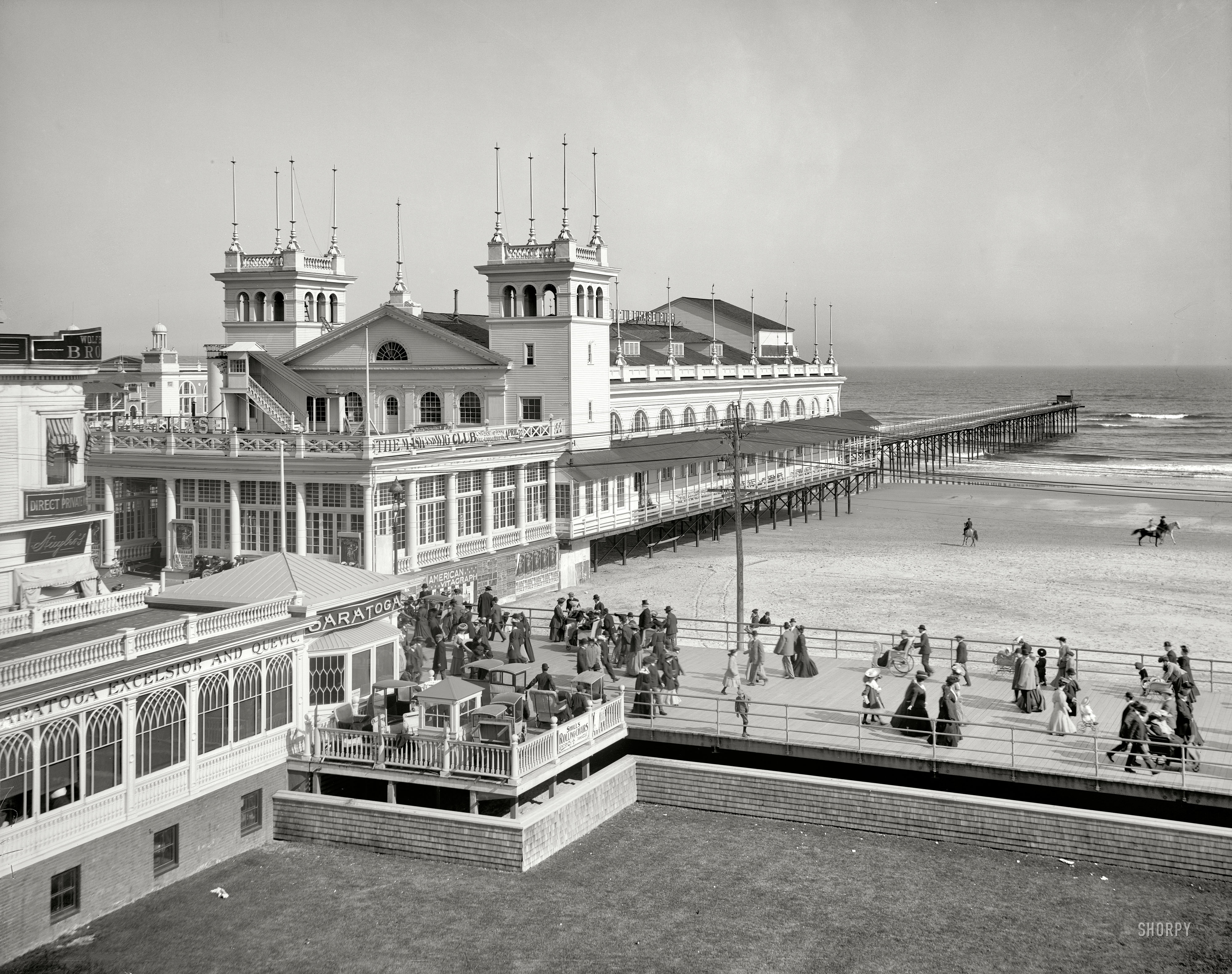 The Jersey Shore circa 1905. "Steeplechase Pier, Atlantic City." Appearing April 22: The Mask and Wig Club of U-Penn performing "Mr. Hamlet of Denmark." 8x10 inch dry plate glass negative, Detroit Publishing Company. View full size.