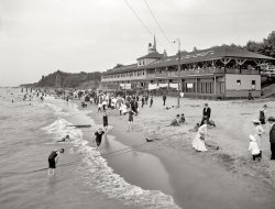 Cleveland, Ohio, circa 1905. "Euclid Beach." Where many a triangle got its start. 8x10 inch dry plate glass negative, Detroit Publishing Company. View full size.