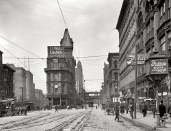Kansas City, Missouri, circa 1906. "Junction of Main and Delaware Streets." 8x10 inch dry plate glass negative, Detroit Publishing Company. View full size.